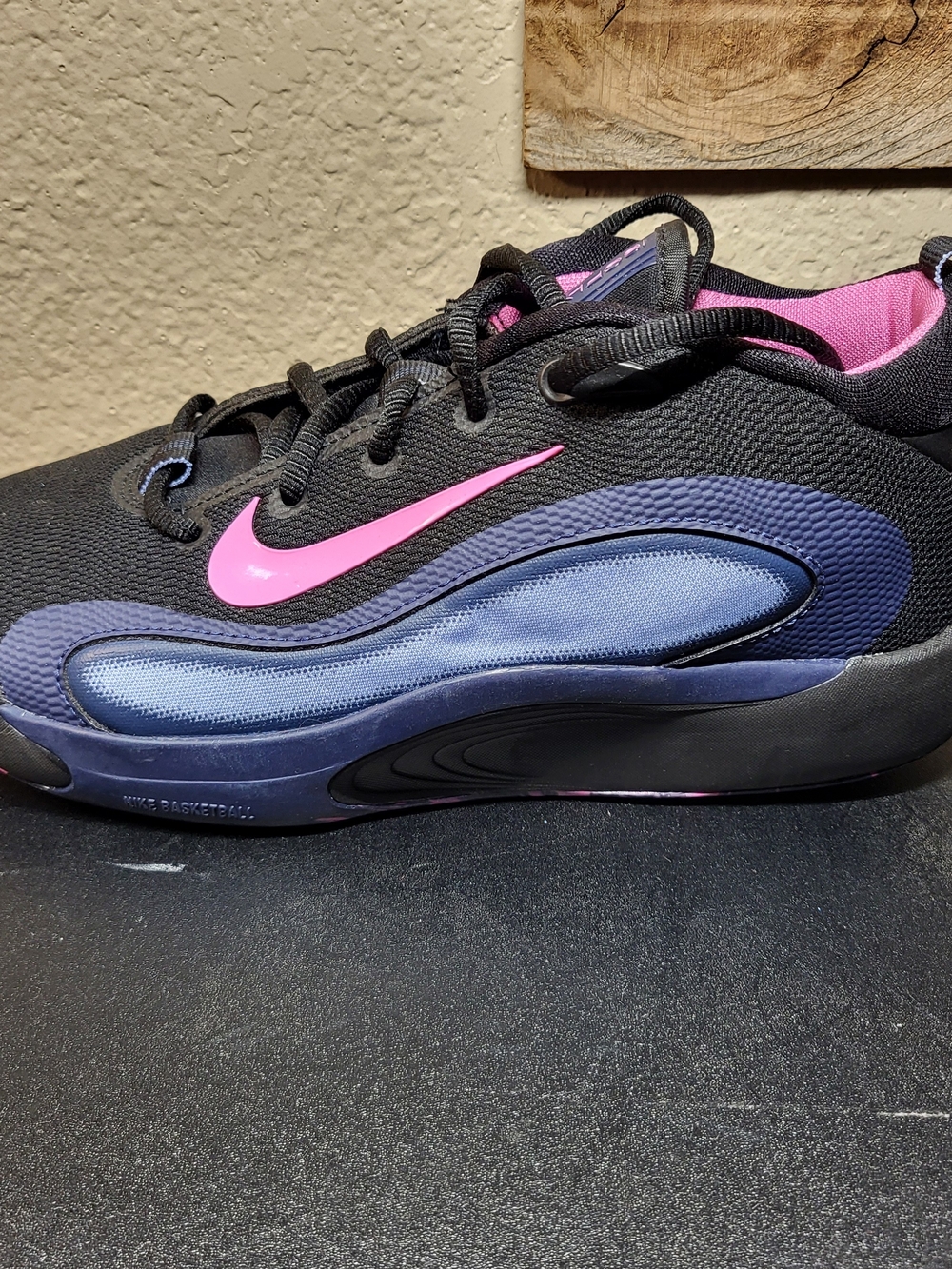 *NEW Nike Isofly Purple/Pink Shoes Sneakers Size 6.5Y Women's 8